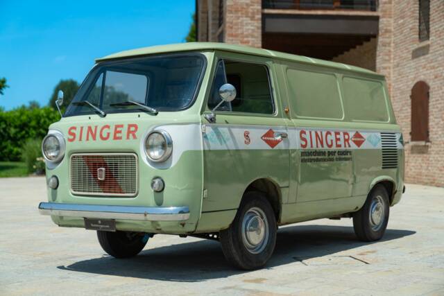 Image 1/44 de FIAT 850 T (1973)