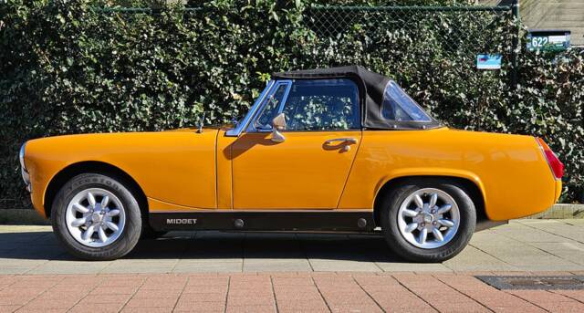 Image 1/7 of MG Midget 1500 (1976)