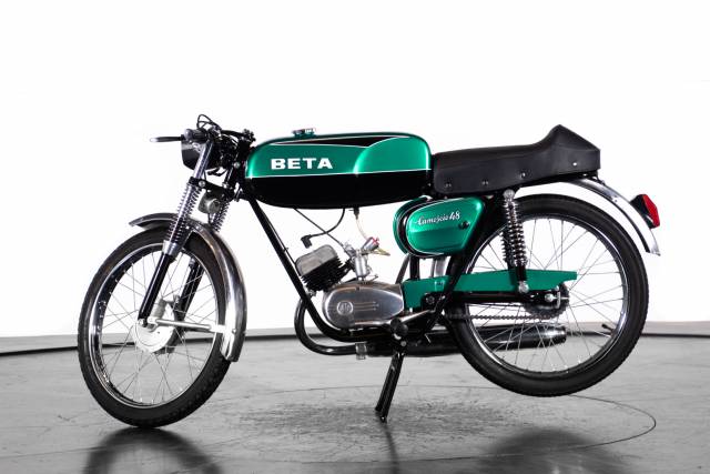 Image 1/17 of Beta DUMMY (1969)
