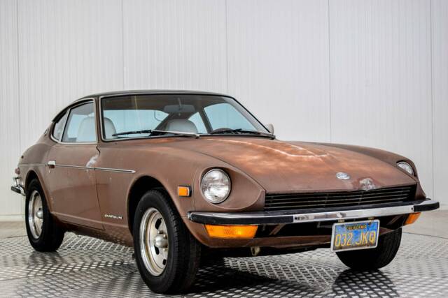 Image 1/8 of Datsun 240 Z (1973)