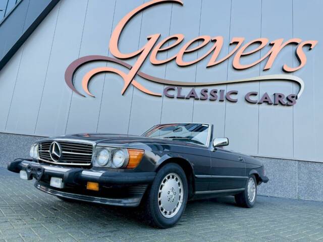 Image 1/32 de Mercedes-Benz 560 SL (1987)