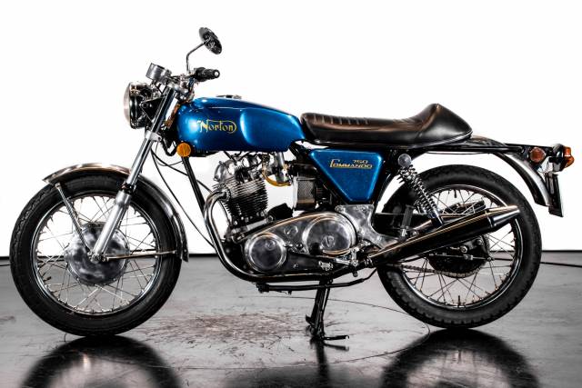 Afbeelding 1/26 van Norton DUMMY (1971)