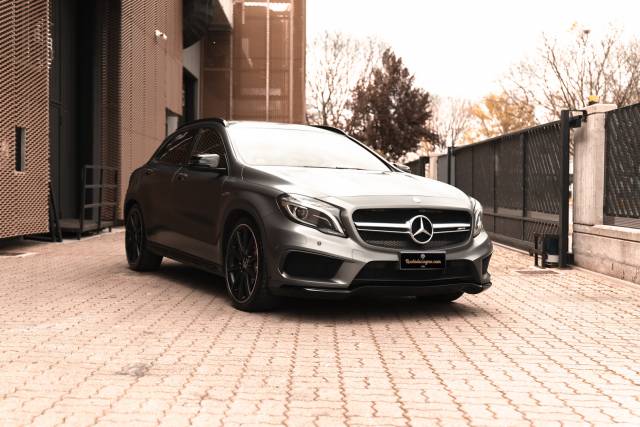Afbeelding 1/39 van Mercedes-Benz GLA 45 AMG (2015)