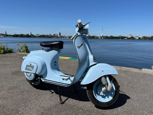 Image 1/27 of Piaggio Vespa 50 N (1964)