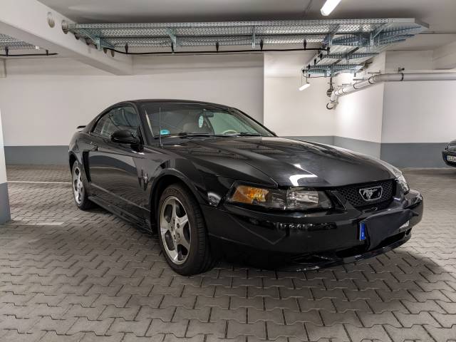 Imagen 1/7 de Ford Mustang (2003)