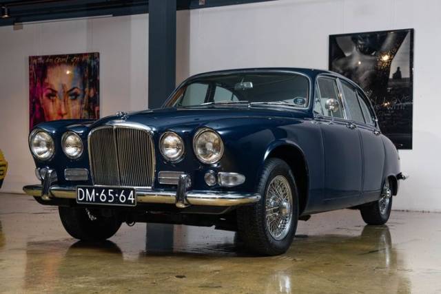 Image 1/9 de Jaguar 420 (1967)