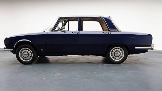 Image 1/10 of Alfa Romeo 1750 Berlina (1968)
