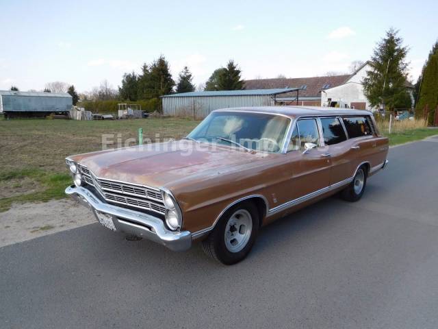 Image 1/14 of Ford Country Sedan (1967)