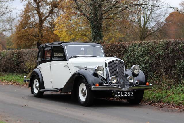 Image 1/22 of Wolseley 14/56 (1937)