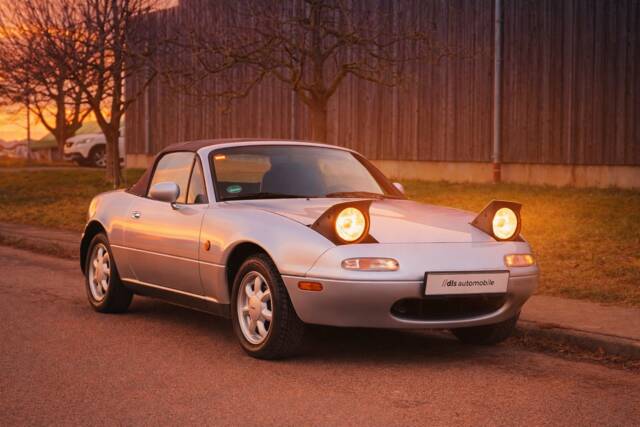 Bild 1/22 von Mazda MX 5 (1992)