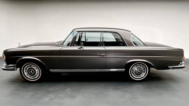 Image 1/13 de Mercedes-Benz 280 SE (1970)