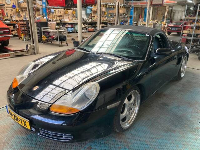 Image 1/38 of Porsche Boxster (2000)
