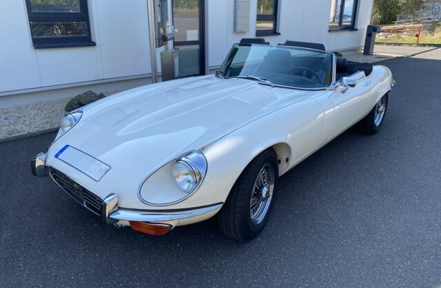 Afbeelding 1/28 van Jaguar E-Type V12 (1973)