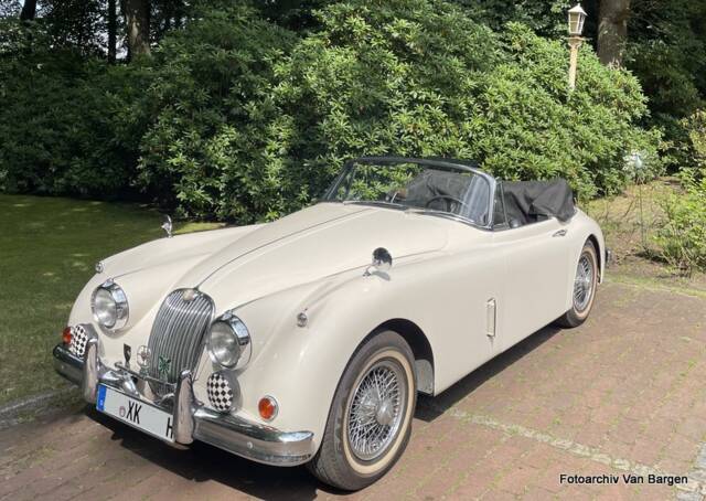 Immagine 1/13 di Jaguar XK 150 3.8 SE DHC (1960)