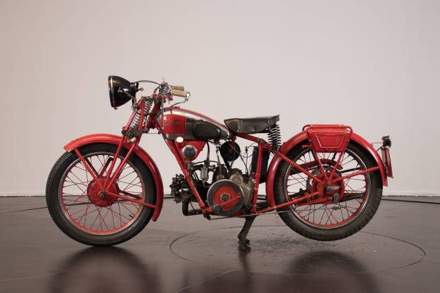 Immagine 1/20 di Moto Guzzi P 250 (1947)