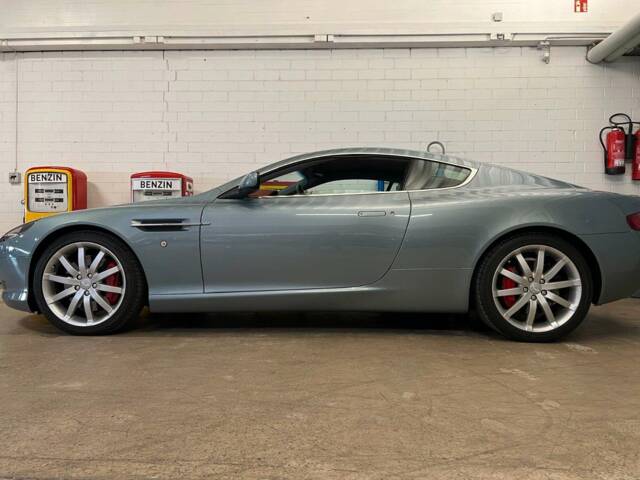 Bild 1/19 von Aston Martin DB 9 (2004)