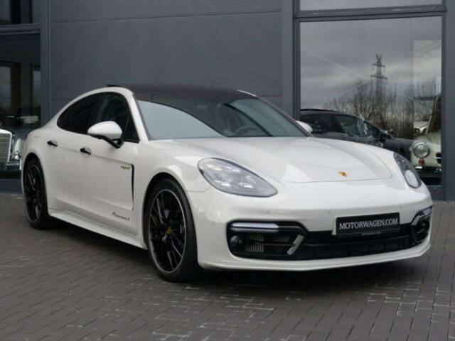 Image 1/20 of Porsche Panamera 4 E-Hybrid (2020)