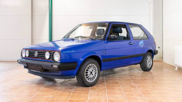Bild 1/15 von Volkswagen Golf II 1.6 (1990)