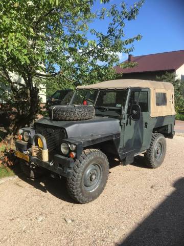 Image 1/6 of Land Rover 109 (1974)