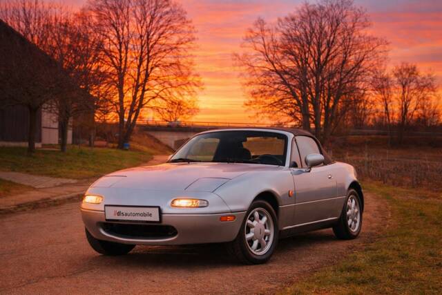 Image 1/22 of Mazda MX-5 1.6 (1992)