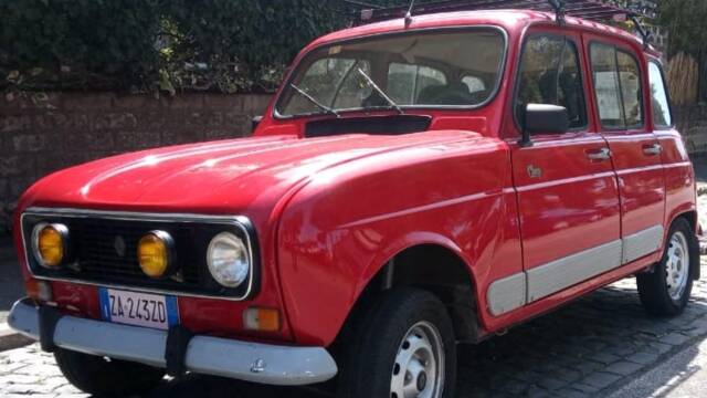 Imagen 1/4 de Renault R 4 GTL "Clan" (1992)