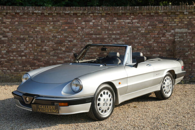 Image 1/50 de Alfa Romeo 2.0 Spider QV (1987)