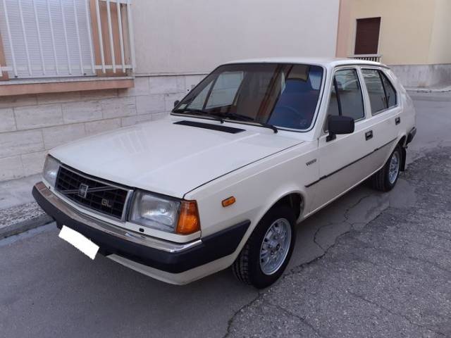 Image 1/8 of Volvo 345 GL (1982)