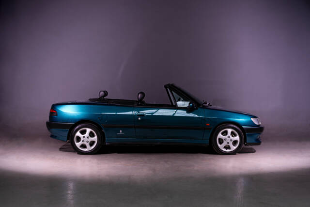 Image 1/40 de Peugeot 306 2.0i (1994)