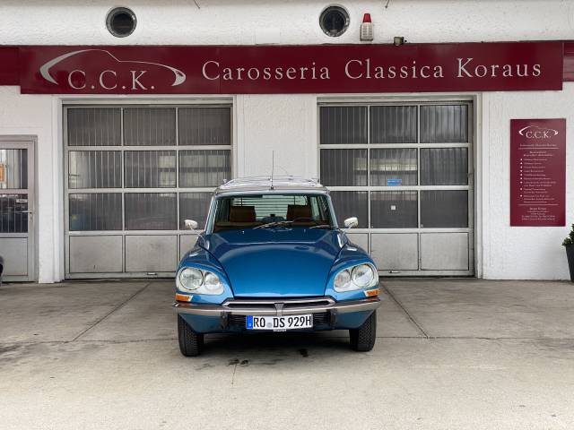 Imagen 1/29 de Citroën DS 23 Break (1974)