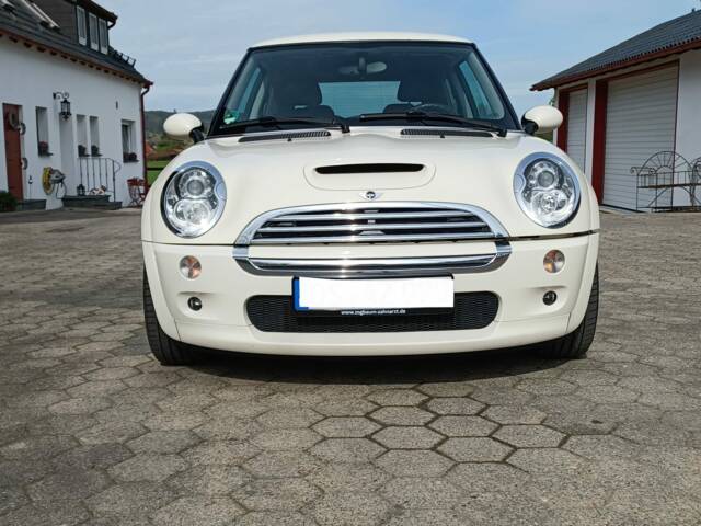 Bild 1/9 von Mini Cooper S JCW (2004)