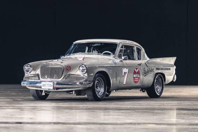 Image 1/10 de Studebaker Silver Hawk (1959)