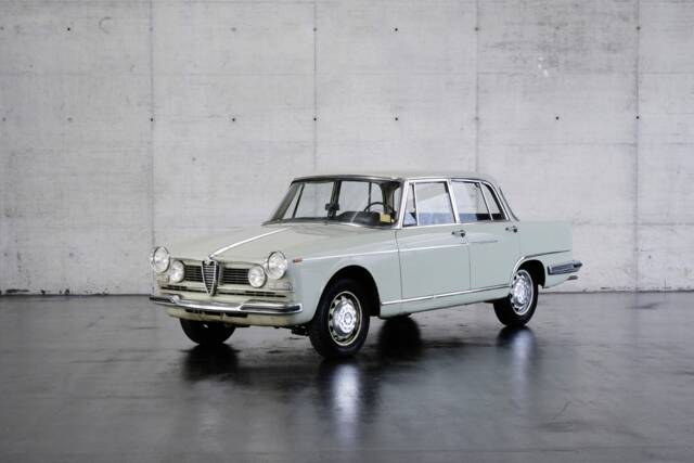 Afbeelding 1/48 van Alfa Romeo 2600 Berlina (1962)