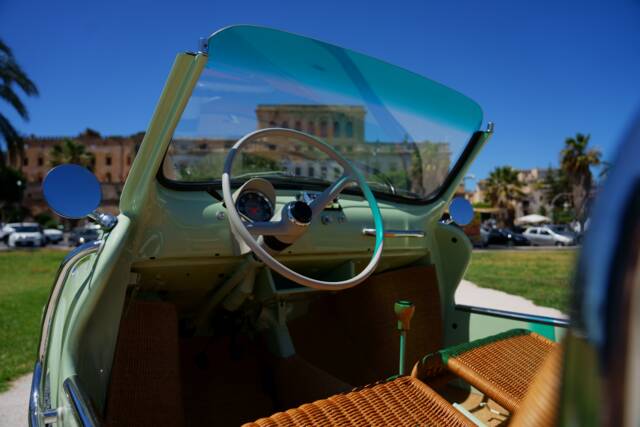 Image 1/73 of FIAT Ghia 500 Jolly (1970)