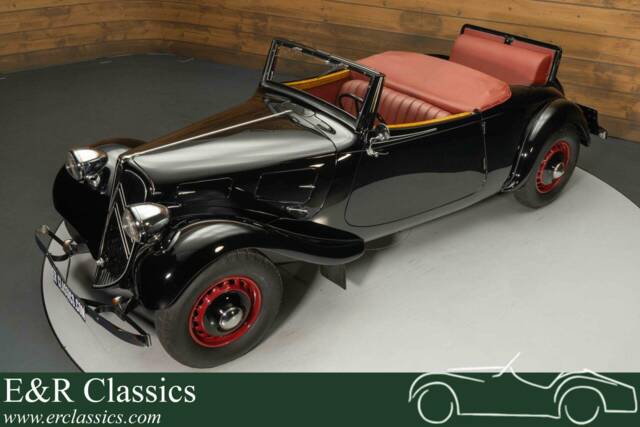 Image 1/19 of Citroën Traction Avant 7 C (1937)