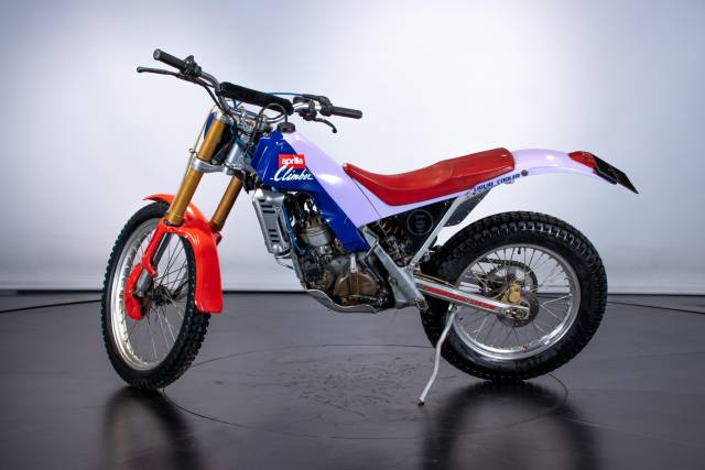 Image 1/46 of Aprilia DUMMY (1988)