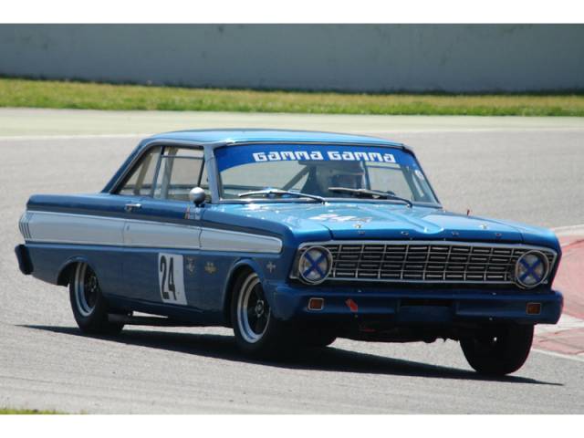Image 1/22 of Ford Falcon Futura Sprint (1964)
