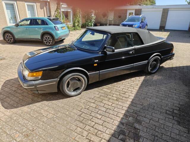 Image 1/8 de Saab 900 Turbo S 16V (1993)