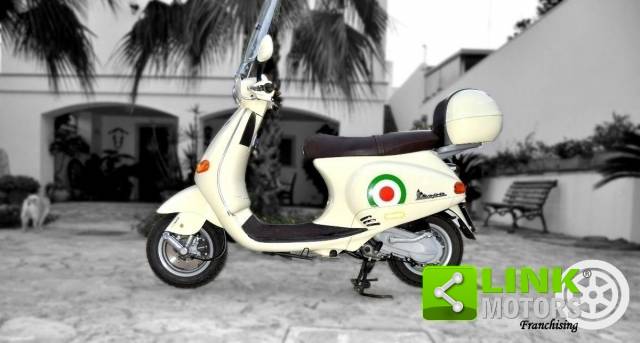 Image 1/18 of Piaggio DUMMY (1998)