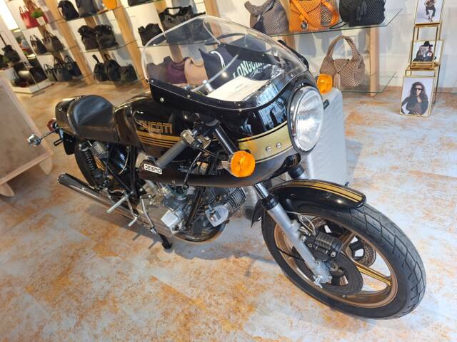 Image 1/11 of Ducati DUMMY (1981)