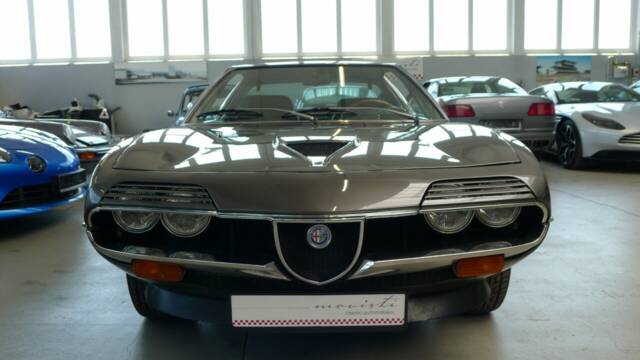 Image 1/49 of Alfa Romeo Montreal (1972)