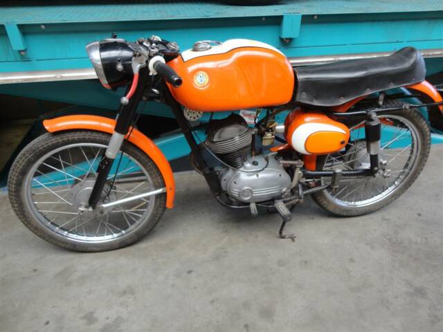 Afbeelding 1/15 van Beta DUMMY (1962)