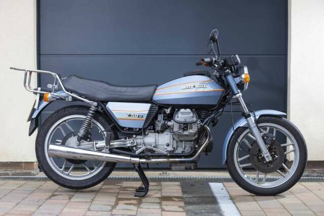 Image 1/10 of Moto Guzzi V 50 II (1980)