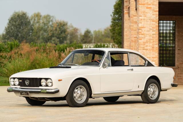 Image 1/43 de Lancia 2000 Coupe HF (1972)