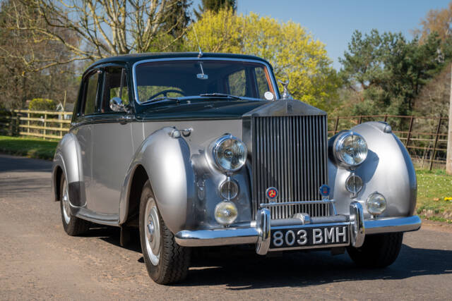 Imagen 1/15 de Rolls-Royce Silver Dawn (1954)