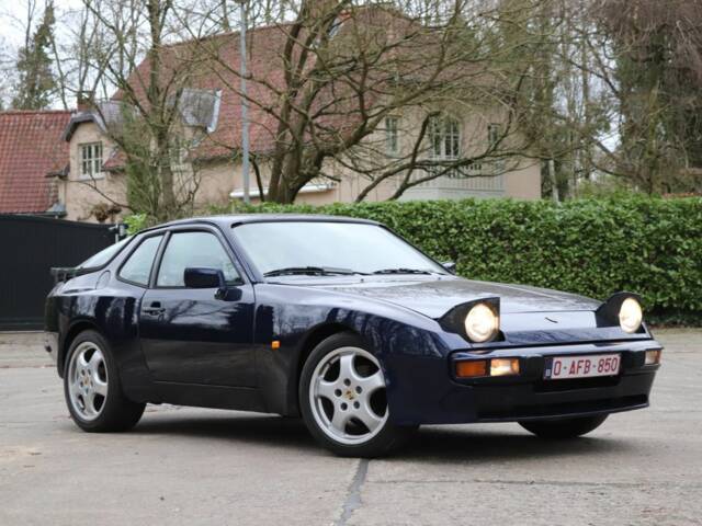 Bild 1/8 von Porsche 944 (1987)
