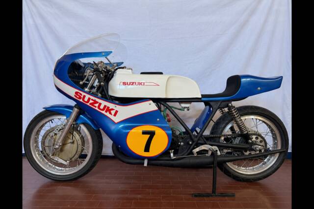 Image 1/50 of Suzuki 500 TT SAIAD (1972)