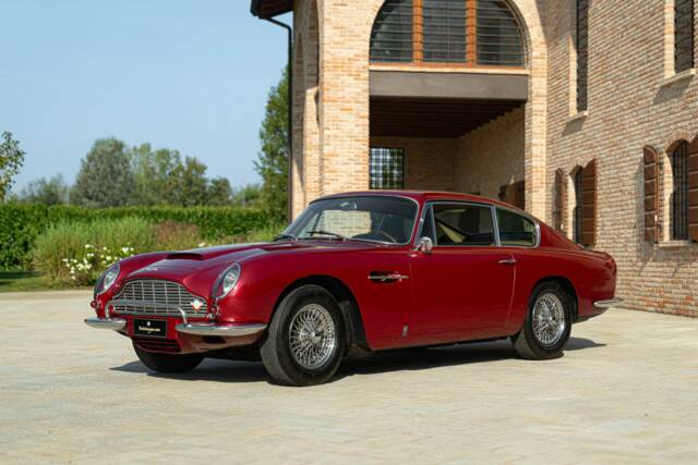 Image 1/50 of Aston Martin DB 6 (1968)
