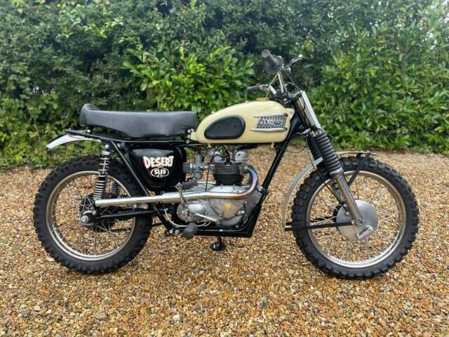 Bild 1/44 von Triumph DUMMY (1960)