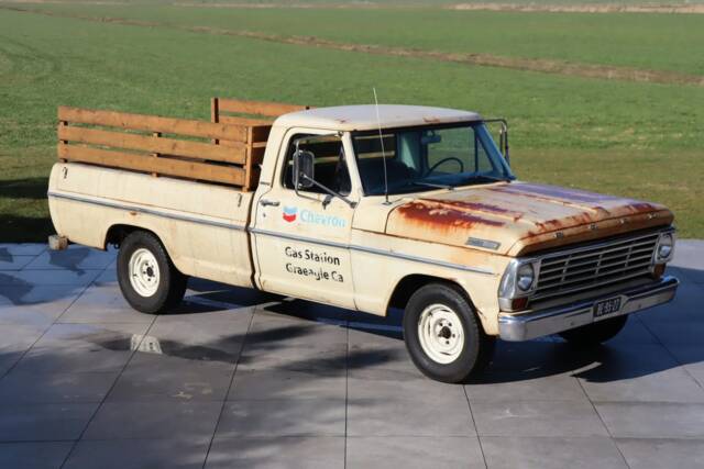Image 1/52 of Ford F-100 (1967)