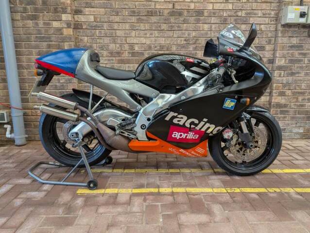 Immagine 1/19 di Aprilia DUMMY (2001)